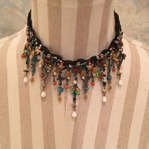 Gorgeous Beaded Choker  - Picture 3 of 4